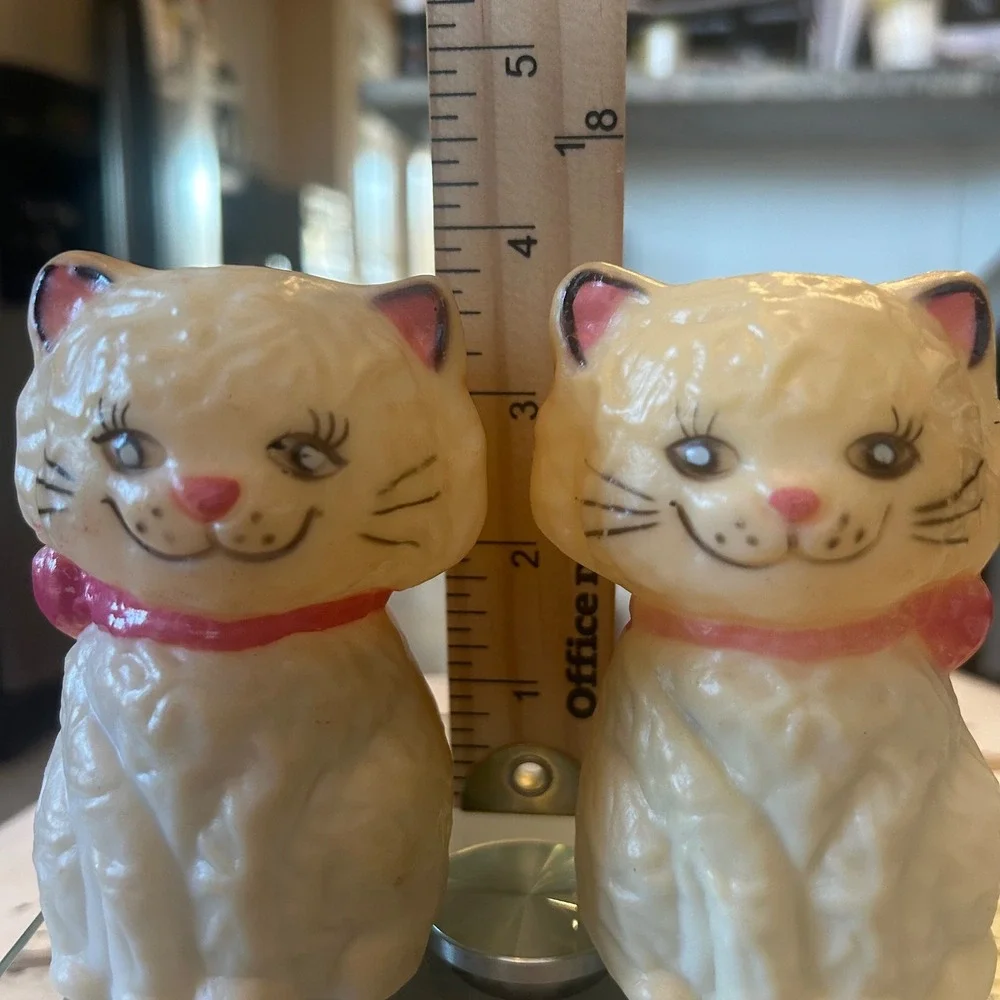 Vtg Kitty Cat Salt & Pepper Shakers Retro Plastic Set 1950's